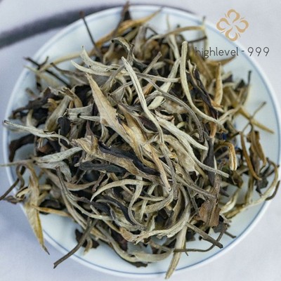 500g Authentic Yunnan Ancient Tree Silver Needle Moonlight White Bulk White Tea