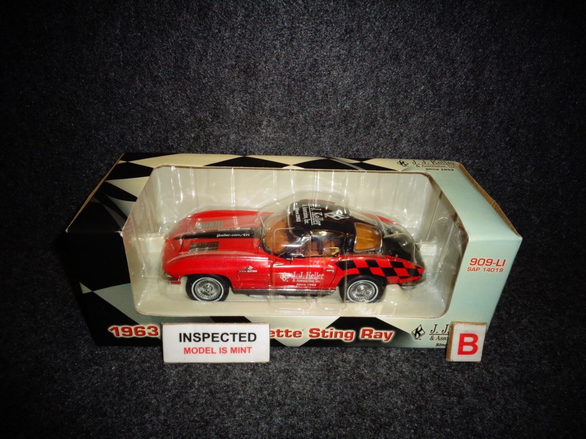 1963 CHEVY CORVETTE STINGRAY SPLIT WINDOW 1:24 Diecast Crown