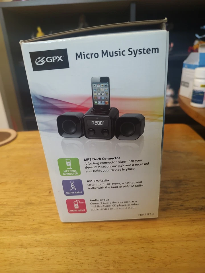 GPX Micro Music System HM-102B New in Open Box With AM-FM Radio & Digital Clock - Image 2 of 4