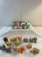 LPS Lot 2006 Littlest Pet Shop With Cats Horses Pig Monkey Lot Of 21