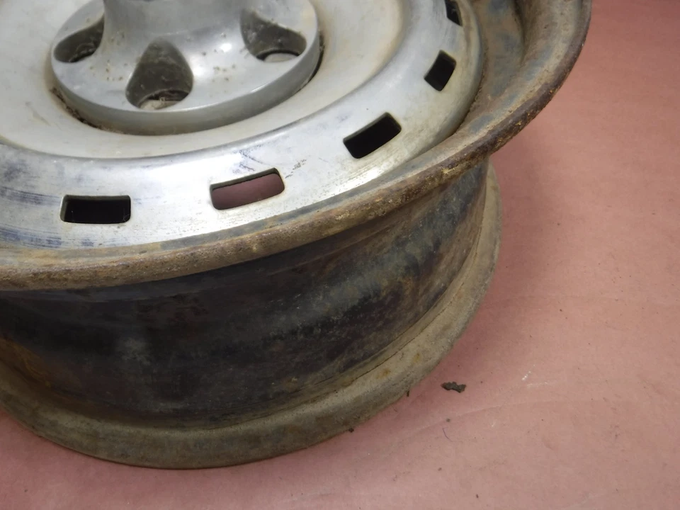 克莱斯勒充电器 Cordoba Diplomat 70-79 15x6 5 Lug Ralleye 钢轮 原始设备制造商 — 第 4/4 张图片