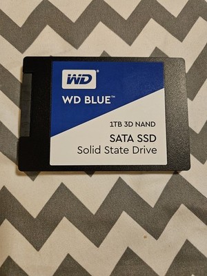 Western Digital WD Blue 3D NAND SATA, 1TB, 2.5'' Internal SSD (WDS100T2B0A)