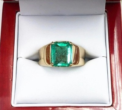 Solitaire Pinky Men's Ring 18k Yellow Gold 2CT Emerald Cut Natural Green Emerald