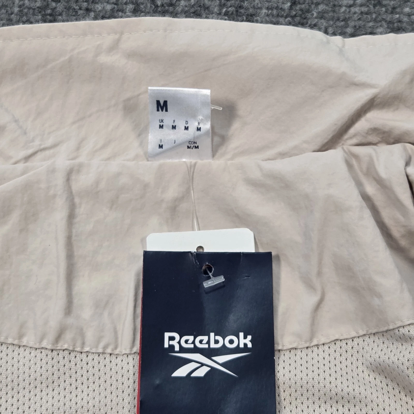 NWT Reebok Vector Tracktop Mens Medium 'Stucco' Beige Tan Track Jacket Knit Logo - product detail image 2