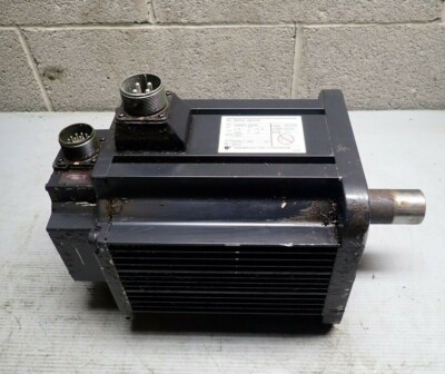 YASKAWA AC SERVO MOTOR_USAGED-20A22_ENCODER: UTOPH-81AVF_HTS3050HL