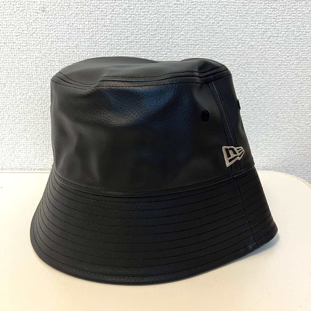 ☆送料 関税込☆NEW ERA★Pigment Acid Washing Sailor Brim Hat New era Bucket hat 01 Sailor Brim Synthetic Leather Black