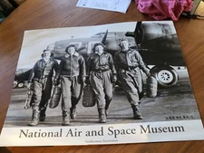 1993 NATIONAL AIR AND SPACE MUSEUM SMITHSONIAN POSTER WOMEN B-17 FLIGHT CREW 