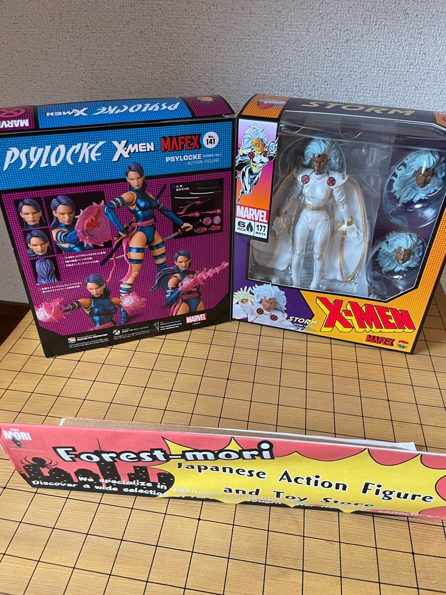 MEDICOM TOY MAFEX X-MEN Storm & Psylocke Comic Ver. Action