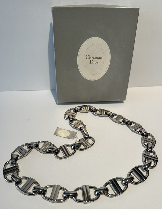 Vintage CHRISTIAN DIOR Paris Silvertone Metal Link Accent Belt Necklace Tag Box