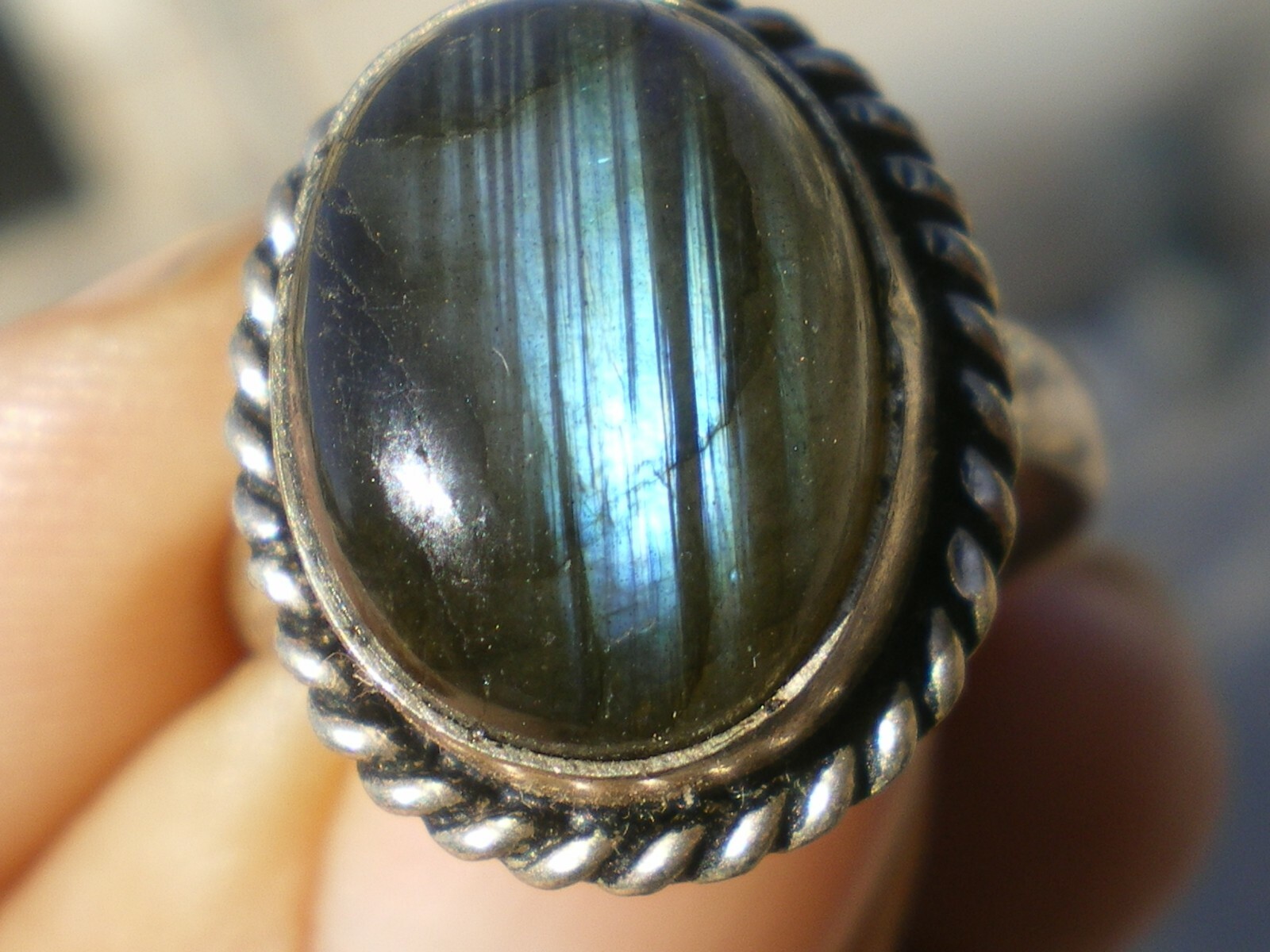 Bague en labradorite de Sibérie 30 cts et argent plaqué taille 8