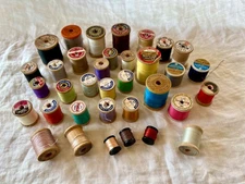VTG Large Lot of Wooden Sewing Thread Spools Mixed Brands and Sizes! Ships Free!