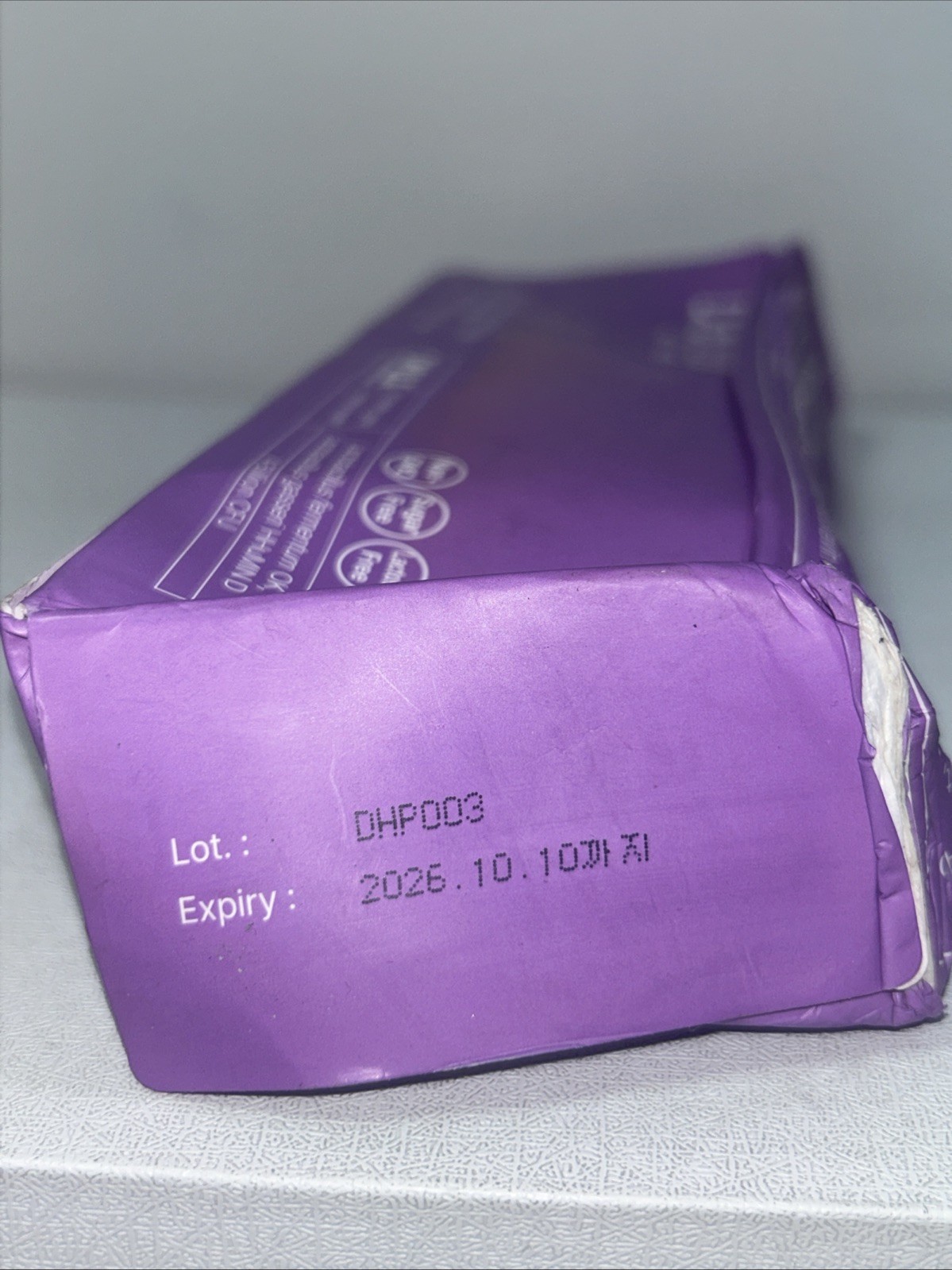 K-Nutra Dentifresh Purple Chewable Grape Tablets 30 Count, Sealed In Damaged Box