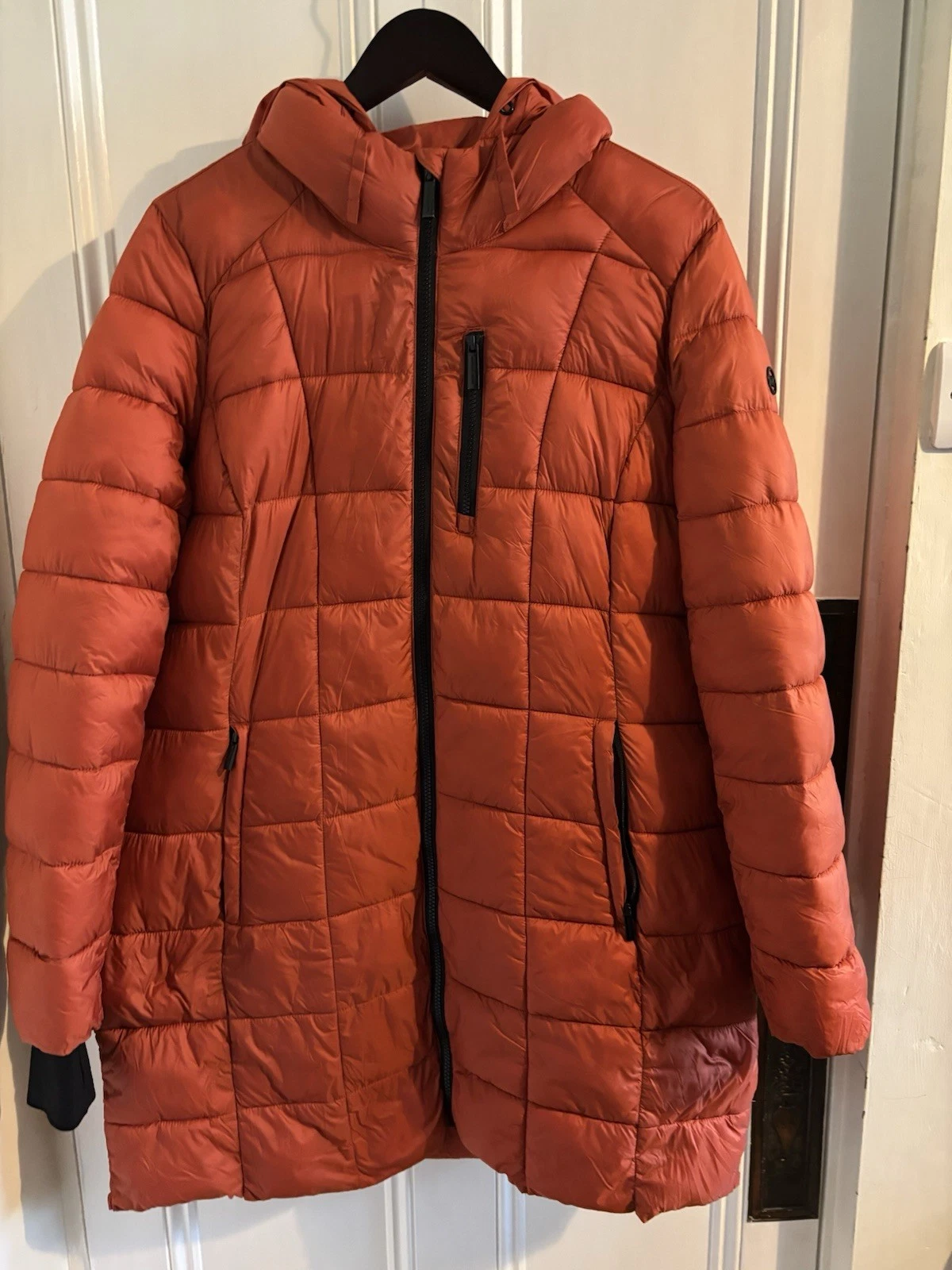 Michael Kors MK Puffer Jacket Mens Large Orange Lightweight Hooded
Opens in a new window or tab