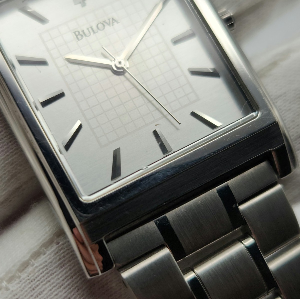 Bulova Silver Rectangular Quartz A2 Watch #98 new battery Genuine Bulova (98P22) Woman main image 2