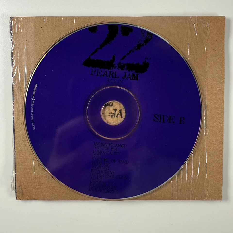 Pearl Jam 2000 Official Live Bootleg No. 22 Berlin, Germany June 25, 2000 - Imagem 4 de 4