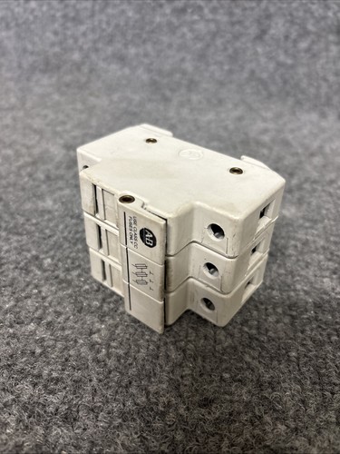 3 Stück - Allen-Bradley 1492-FB3C30 Ser A Sicherungshalter 3-polig 30A 600V gebraucht - Bild 12 von 18