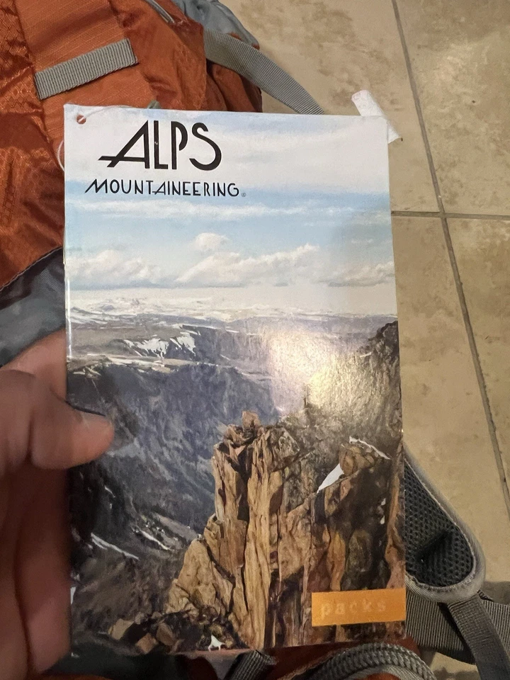 ALPS Mountaineering Shasta 3600 Pack - 59 Liters - Image 2 of 4