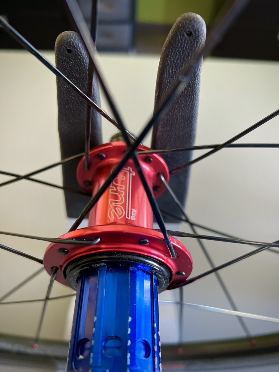 ZIPP フロント 303 リア404 Firecrest 2023 ZIPP 404 FIRECREST TUBELESS DISC-BRAKE