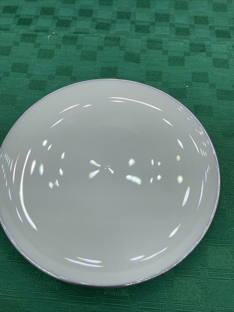 Lenox Olympia PL Salad Plates Cream with Platinum Silver Trim, 6.25”
