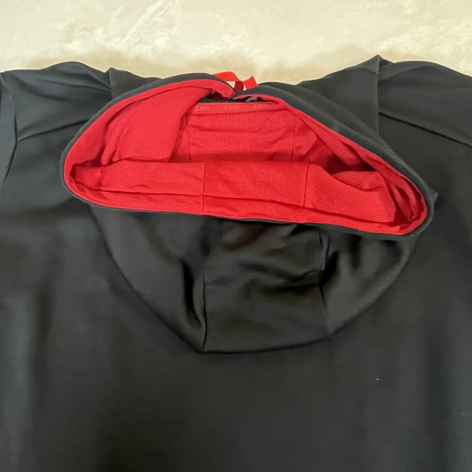 Nike Hoodie Mens Large Black Red Pullover Sweatshirt Therma Fit Swoosh