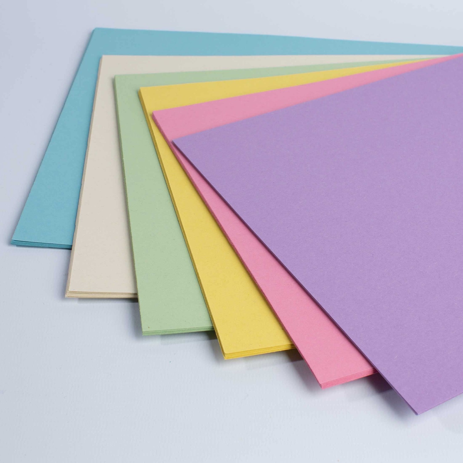 Papier cartonné A3 pastel arc-en-ciel 210g pour dessin et découpage - Lot de 50 feuilles