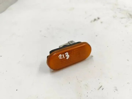 VW SHARAN 7M8, 7M9, 7M6 Kotflügelblinker vorne links 3A0949117A 1.90 27175375