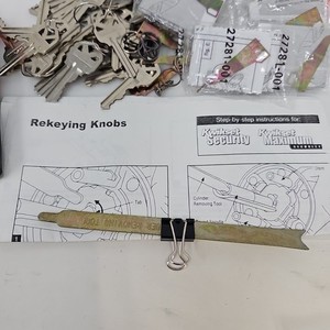 Kwikset Lot Of Rekey Keying Parts 34 Keys 12 Smart Keys