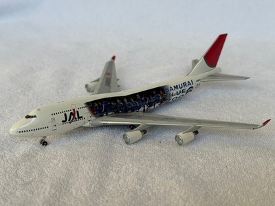 1:400 Magic JAL Japan Airlines  Boeing 747-446 (JA8920) - ohne Box