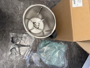 Vorwerk MIXTOPF TM 5 mit teilweise neuem Zubehör