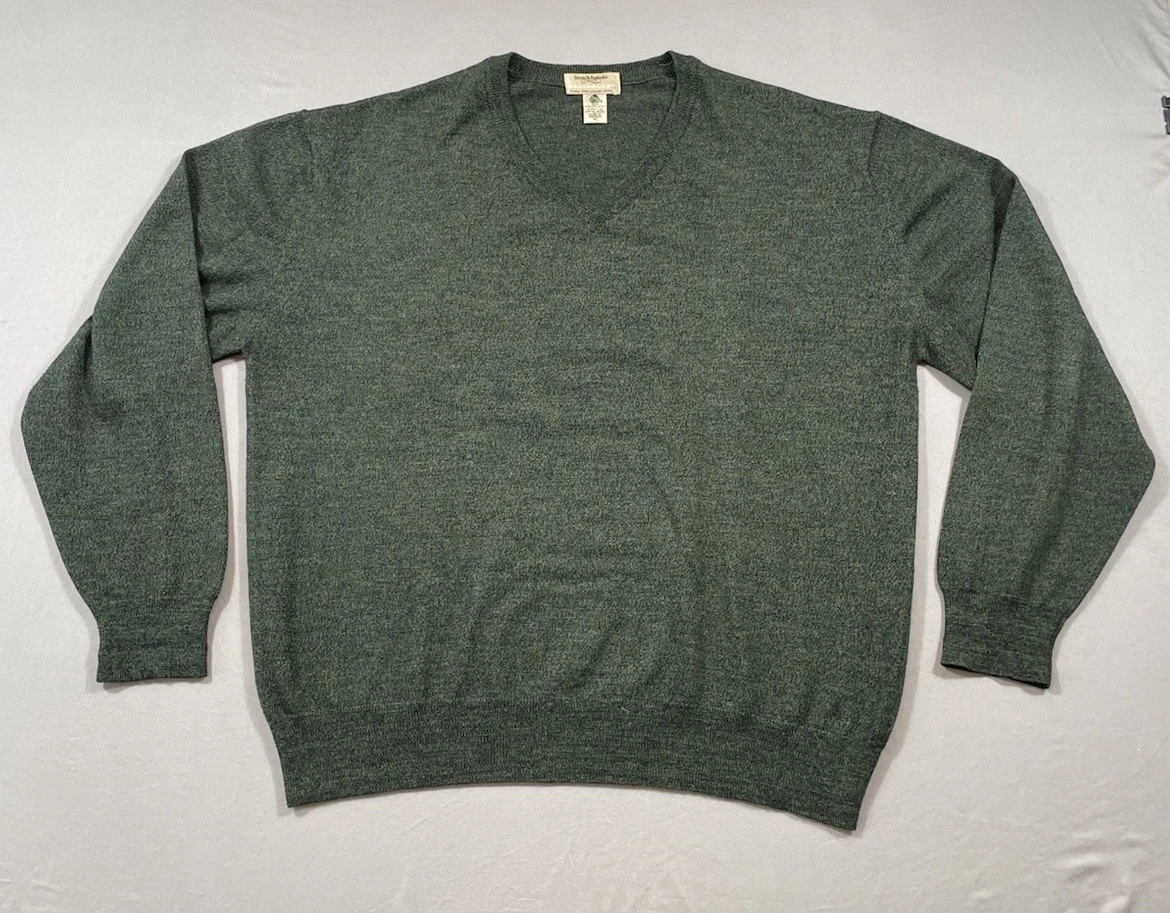 Tricots St. Raphael Men's V Neck 100% Extra Fine Merino Wool Green Sweater XL