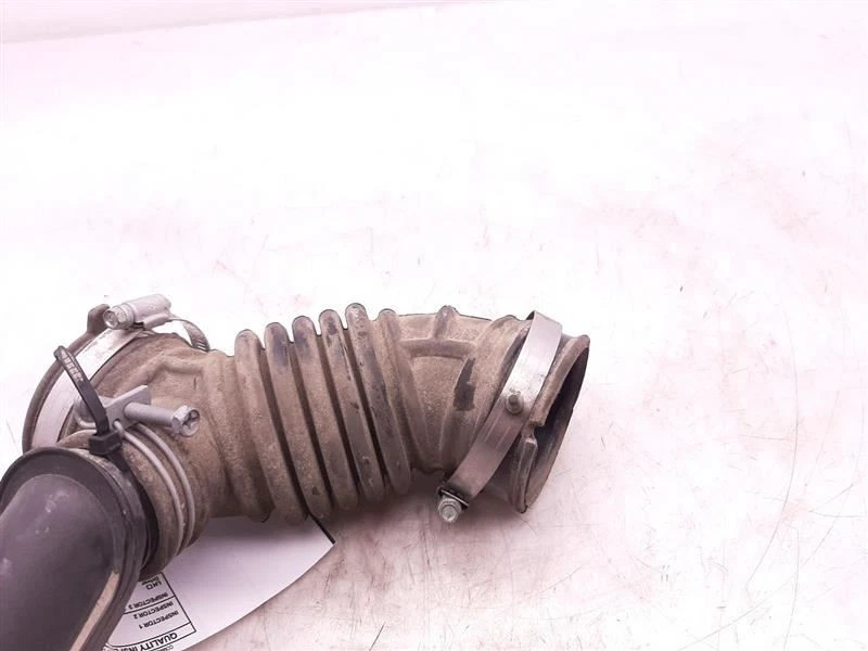 Air Cleaner Tube 2.0L 2015-2018 Chevrolet City Express 19316243 - Image 2 of 4