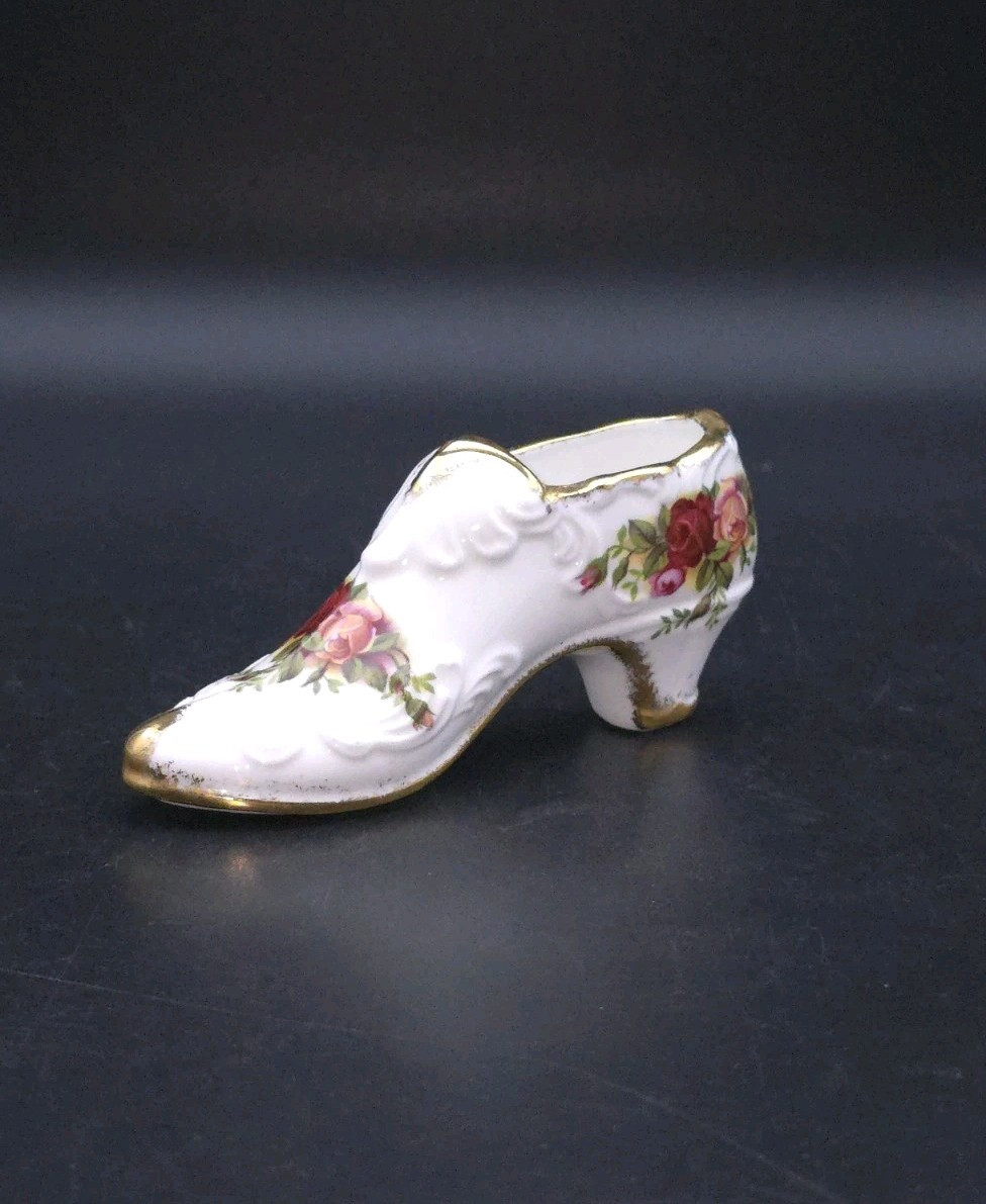 Royal Albert Old Country Roses Shoe Ornament-1st Quality