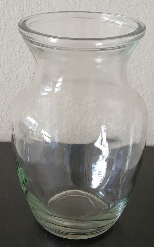 Classic Traditional Clear Glass Floral Arrangement Vase 7.76" Tall