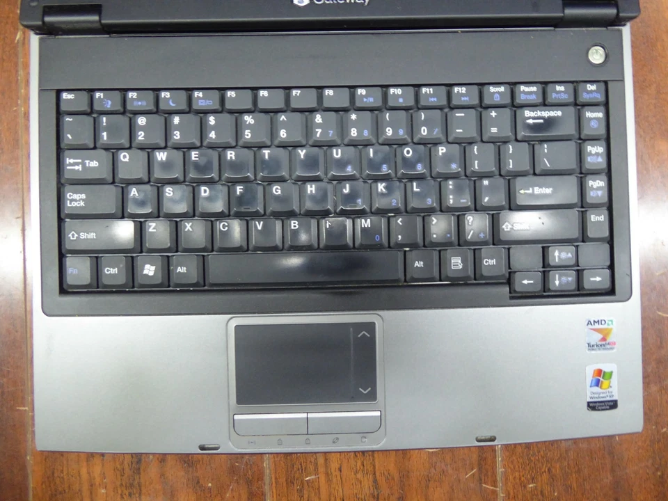 PORTATIL GATEWAY MX3414 14.1" AMD TURION X2 MOBILE 1.6GHz 1GB 100GB- SIN O/S CARGADO Foto 2 de 4