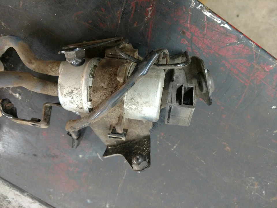 Yamaha V Star 650 2006 personalizado XVS65V conjunto de latas 2JU-24170-00-00 RW2892 Foto 2 de 3