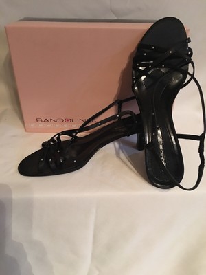 bandolino black heels