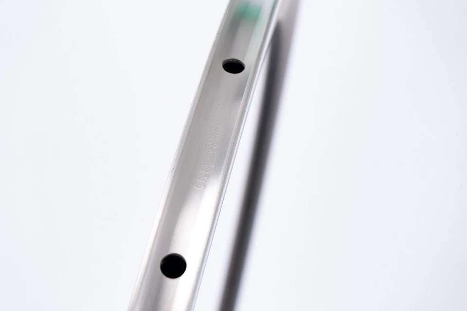 NEW AERO 50mm CARBON RIM 700C 21 HOLES ROAD BIKE TIME TRIAL 28" internal nipple - Image 3 of 4