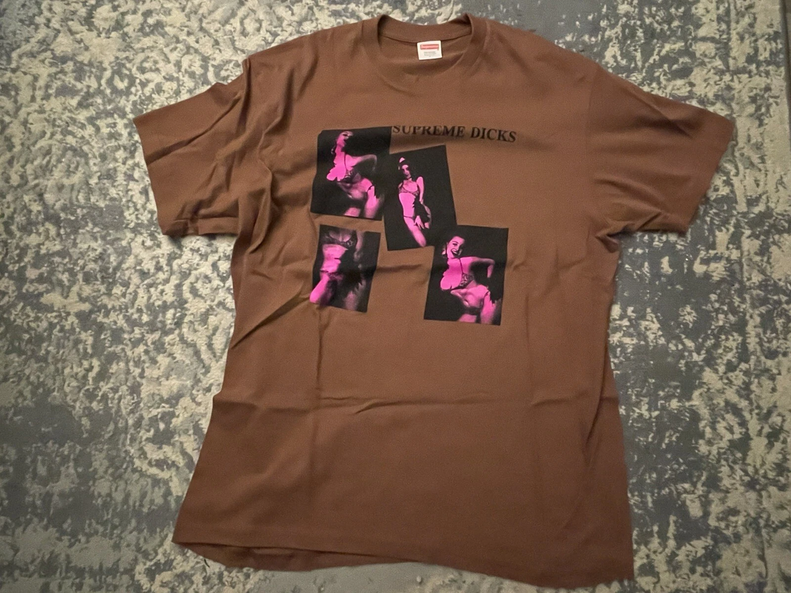 Tee Supreme Dicks (marron) taille M