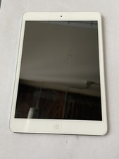 2012 Apple iPad Mini, 7.9" Wifi Only, 16GB, White/Silver - Used