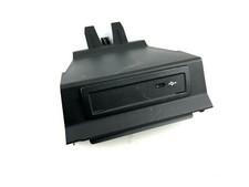 2019 Mercedes Benz A Klasse W177 USB Buchse Connectio Port Mit Rand Cover