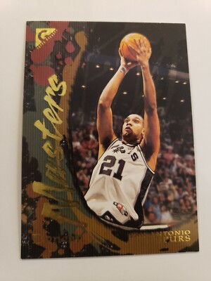 2001 Topps Gallery Tim Ducan #102