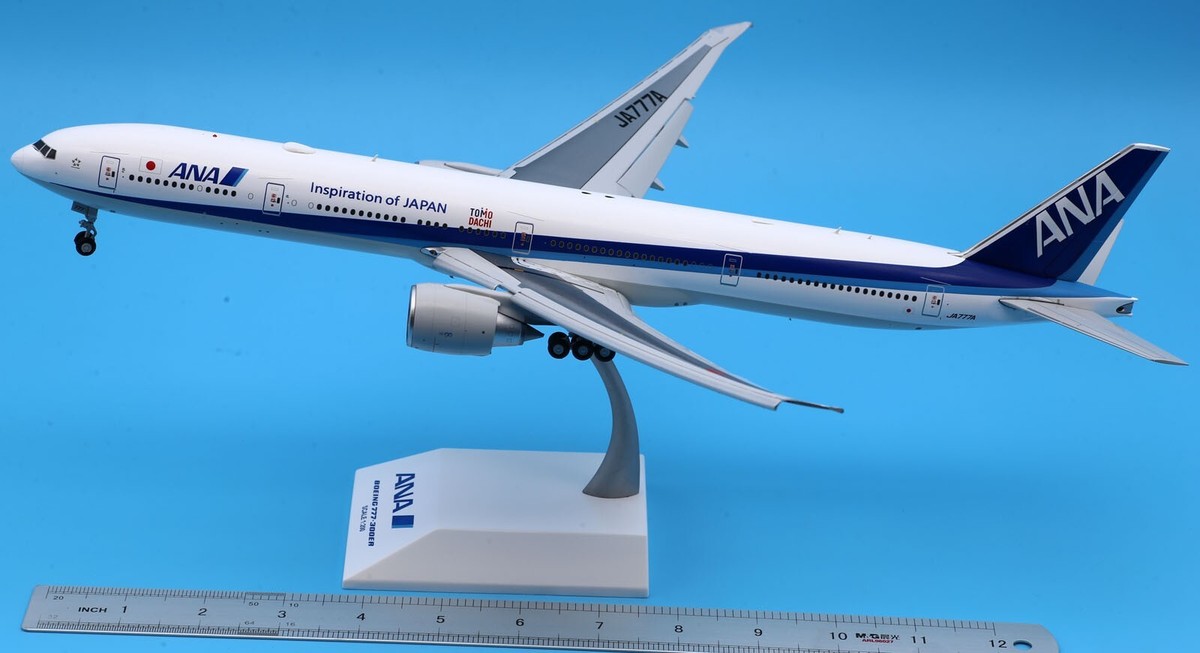 JC Wings 1:200 ANA Boeing B777-300ER Diecast Aircraft Model