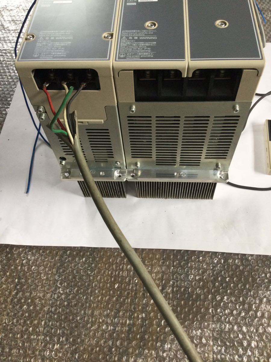 YASKAWA サーボアンプ CACP-JU19A3B CACR-JU084AE02 YASKAWA サーボアンプ CACP-JU19A3B CACR-JU084AE02