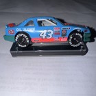 STP #43 Richard Petty Oil Treatment Diecast Racing Car Blue/Red/Green — photo 3