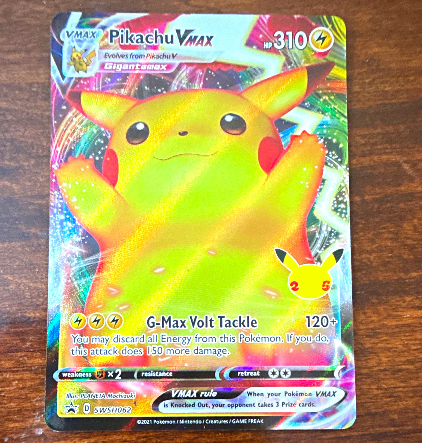 The Pokémon Company Pikachu VMAX SWSH Promo SWSH062 Promo Holo EN 310HP