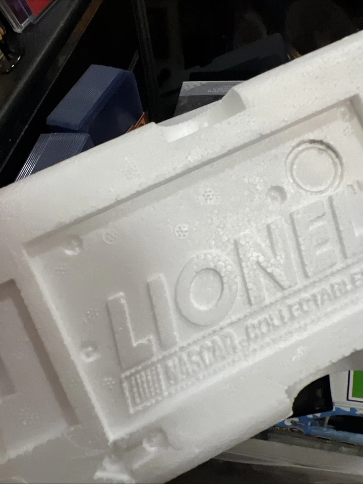 NASCAR Action Car Denny Hamlin Autism Speaks FedEx Office 1:24/601 208 Foto 4 de 4