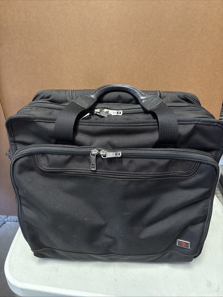 Victorinox Architecture 2.0 Rolling Trevi Wheeled Expendable