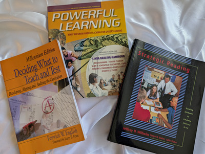 Teaching Textbook Lot: Powerful Learning, Strategic Reading, Teach and Test