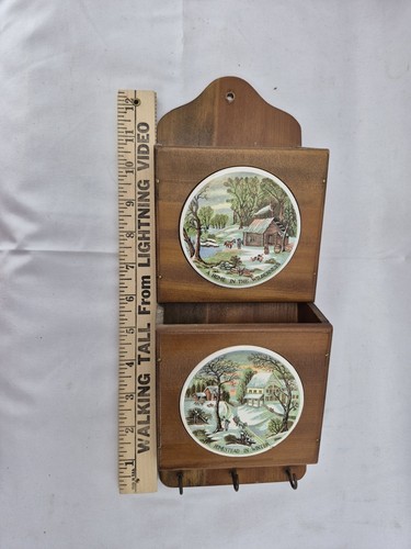 Vintage Wooden Enesco Letter Key Holder Entry Box Ceramic Winter Scene Primitive - Picture 6 of 7