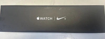 Apple Watch Nike S4 Case 40 Sil AL Plat/black Sport S’allume Pas En L’état Pas - Photo 1/4
